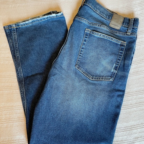 *LIKE NEW* GoodFellow Slim Straight Jeans - Picture 6 of 9